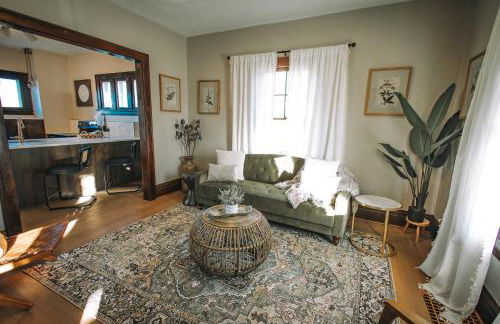 The Craftsman House - 3 min to DT & Falls Park - Foto 6