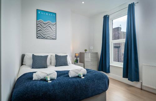 Anfield House - Liverpool Retreat 7 Bedroom Home - Photo 22