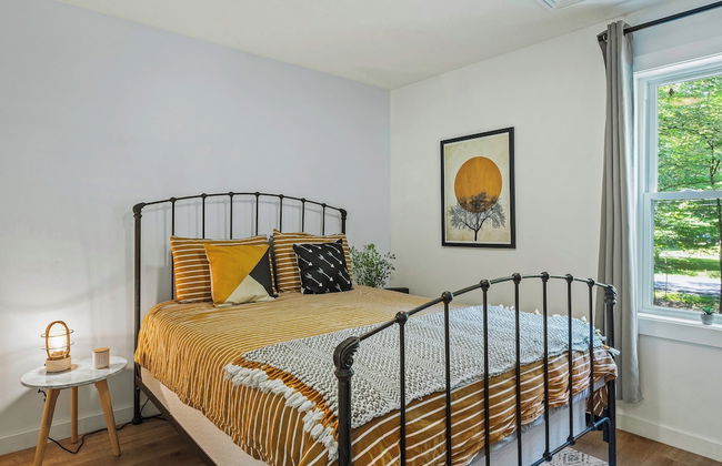 Lake Daze by Avantstay Lakefront w/ Modern Interior, Enclosed Porch & Hot Tub - Foto 38