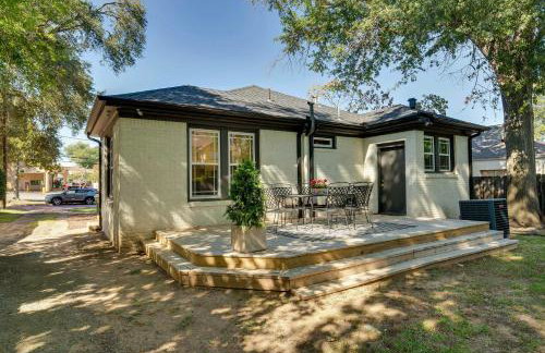 Walk to Dtwn Tyler Tudor with Backyard - Foto 24