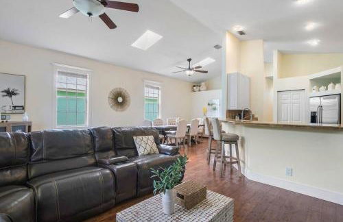 Jupiter's Beacon Villa - Photo 1