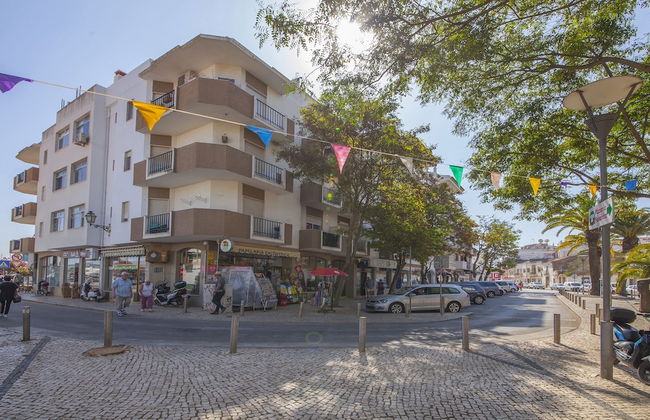 B45 - Main Avenue 2 Bed Apartment - Foto 16