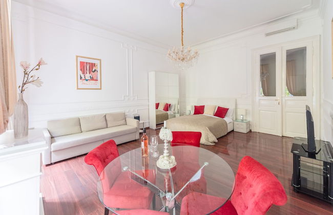 Music Academy Suite Café Vian Apartman Kft - Photo 5