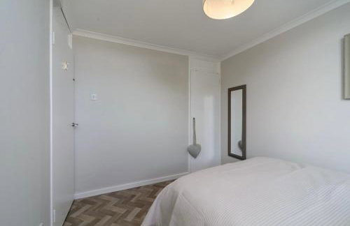 Sleek 2 Bedroom Apartment - Foto 14