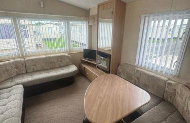 3 Bed Caravan - Sleeps 8 - Pets - Parking - Foto 12