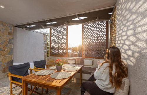 Chariclea Villas Retreat - Photo 22