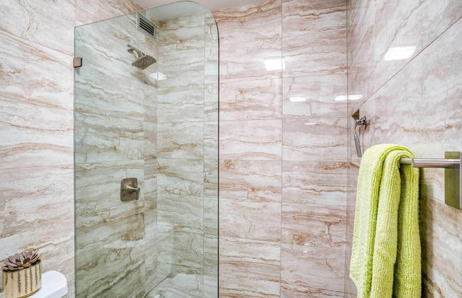 Oceanfront Penthouse in Paradise - Foto 55