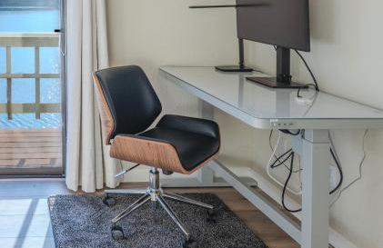 Lakefront Villa with 180 degree view private dock and boats - Foto 38