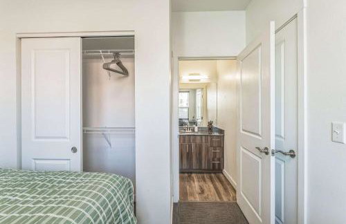 Cozy Stay by Clark Fork River and near DT - Foto 26