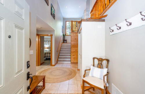 Cozy Pine Cabin Pool Access - Foto 14