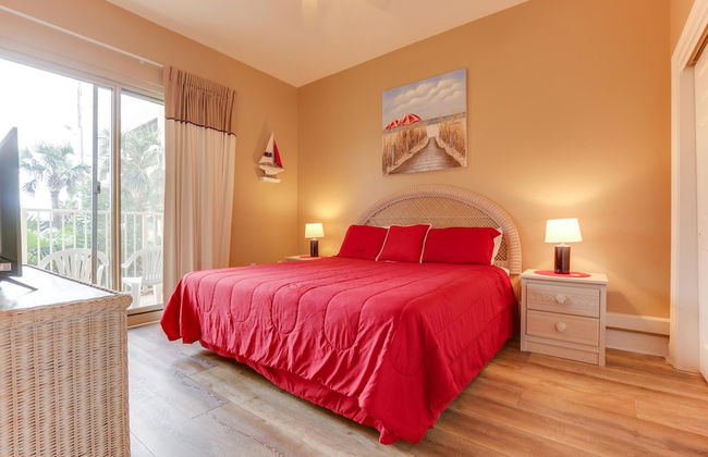 Comfortable Modern Condo with Amazing Ocean View from 750 sqft Balcony - Unit 0107 by RedAwning - Foto 5