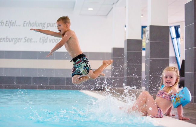 Villa With Bubble Bath, Solarium and Fireplace - Foto 10