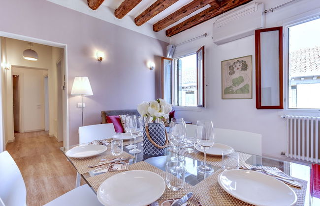 Rialto Botteri Apartments - Photo 1