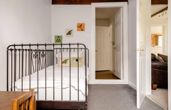 Oldmill-2bed-sleeps6-hottub-privategarden - Foto 7