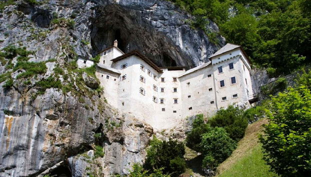 Escursione alle Grotte di Postumia e al Castel Lueghi - Foto 5
