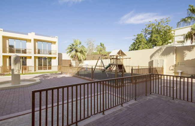 Bespoke Residences - Waikiki Townhouses - Photo 43