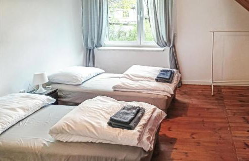 Amazing Home In Cybulin With Kitchen - Foto 9