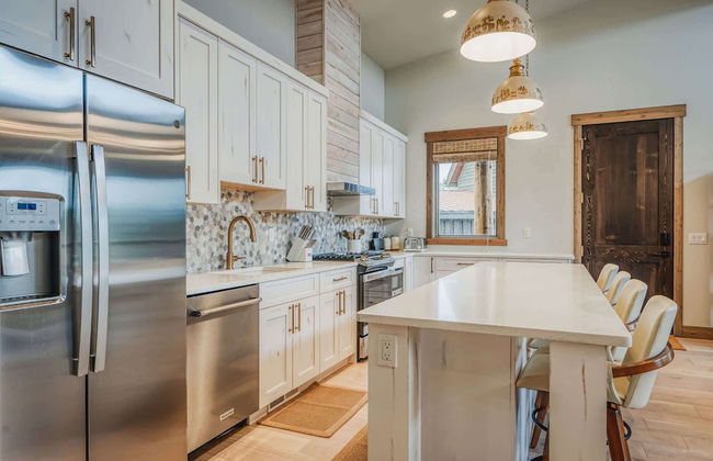 Wilderness Club Escape For 14! - Photo 15