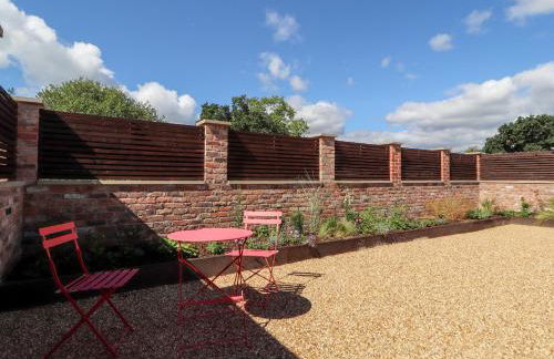 Swallow Cottage - Photo 13