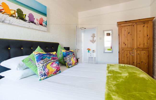 Ar Lan Y Mor Seaside Apartment - Photo 4