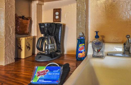 The Bunk House Historic Cabin Firepit Pet-Friendly Near Grand Canyon - Photo 13