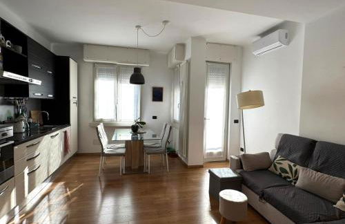 The Sunflower Apartment - Photo 6