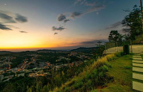 Apartamento Aconchegante Centro Serra Negra - Foto 28