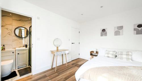 Steps from Hampton Court – Stylish London Retreat - Foto 3