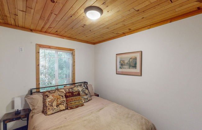 Rouge Cobb Mountain Cabins - Photo 2