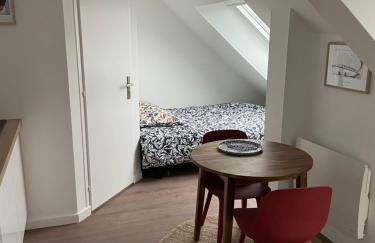 Studio 403 - Hyper Centre - Intégralement rénové - Toutes commodités à pied - Foto 1