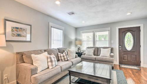 about 1 Mi to Pier and Beaches! Family Home in Galveston - Foto 4