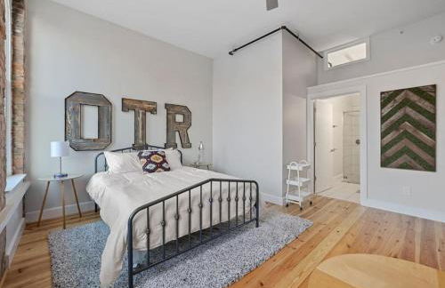 Findlay Suites Explore OTR with an Outdoor Deck - Foto 4