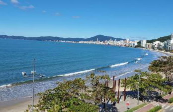 Apartamento 3 quartos e 3 sacadas de frente para o mar com visão panorâmica de toda praia de Itapema - Foto 45