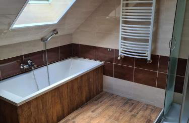 Dom nad jeziorem Mazury pomost segment 2 - Foto 56