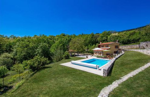 Amazing Home In Moscenice With Wifi - Photo 2