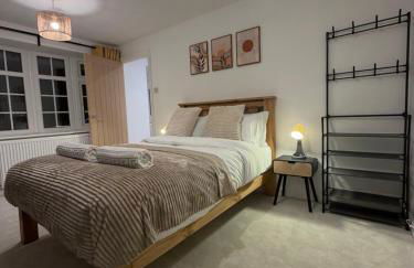 Luxury House, Great Location in Redditch - Contractors - Families - Groups - Relocators - Sleeps 9 - Foto 36