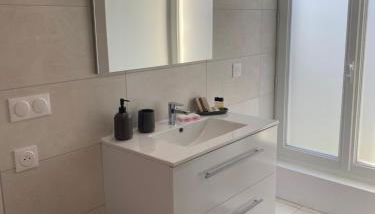 Bel appartement T2 "Mondarrain" avec terrasse - Foto 5