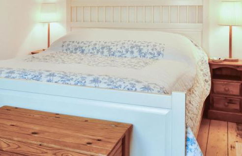 3 Bedroom Stunning Apartment In Nebra - Foto 9