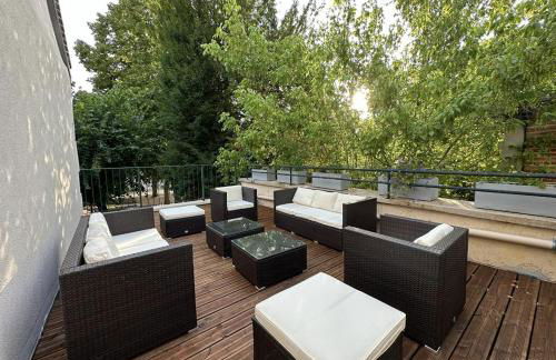 Maison de charme Centre-Ville - WIFI Netflix - Terrasse - 2 cours extérieures - Foto 10