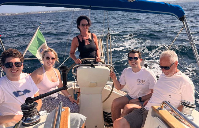 Paseo en velero por la costa de Bari con aperitivo - Foto 2