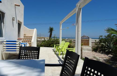 Villa at seafront with private garden-655 - Foto 19