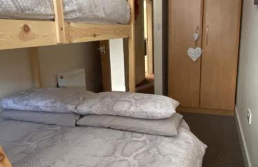 River bank apartment - Photo 3