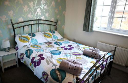 In Our Liverpool Home Sleeps 5 in 2 Double & 1 Single Bedrooms - Foto 4