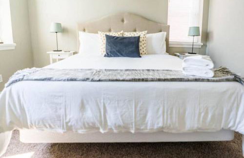 Beautiful 6BR 2 Kitchens Duplex By StayStLouis - Foto 7