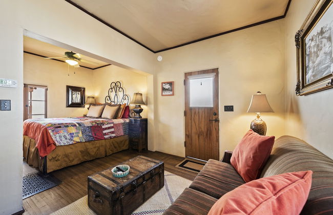 Oceanfront Hacienda - Photo 3