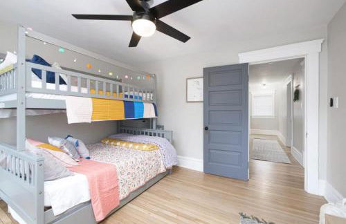 Walk to Highland Square, Sleeps 8 - Foto 46