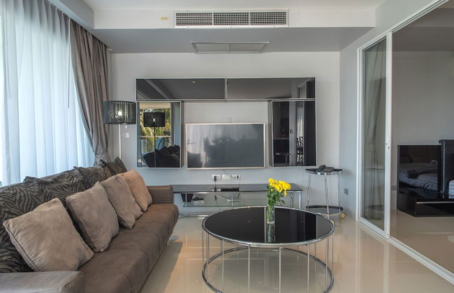 Sunset Plaza Karon by RESAVA - Photo 22