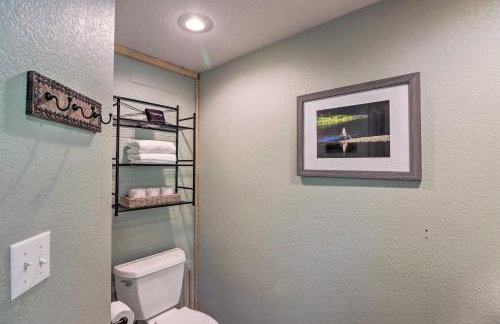 Expansive Cotter Cabin on White River with Deck! - Foto 23