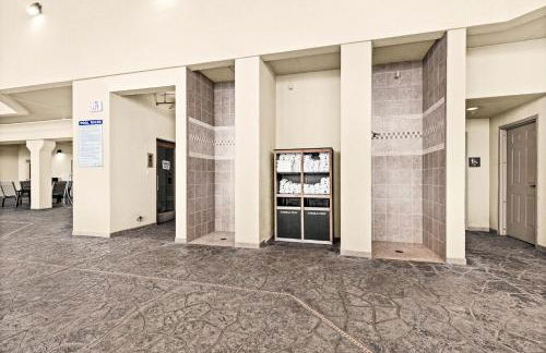 Amazing Lake View King Suite, Kitchen & Pools - Foto 41