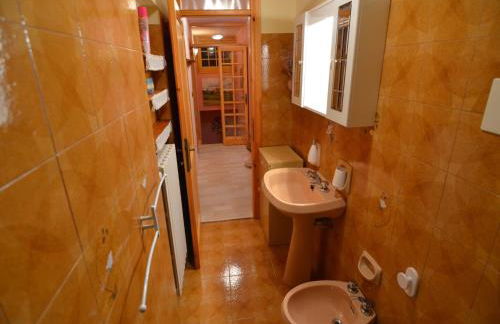 Cozy 2-Bed Apartment, Petrella - Foto 20